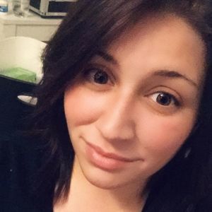 Meet your Posher, Becky